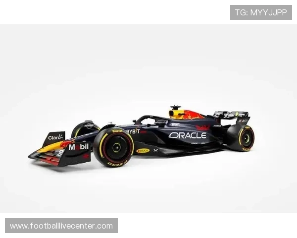 F1赛季激烈角逐红牛车队续写辉煌梅赛德斯挑战全力以赴